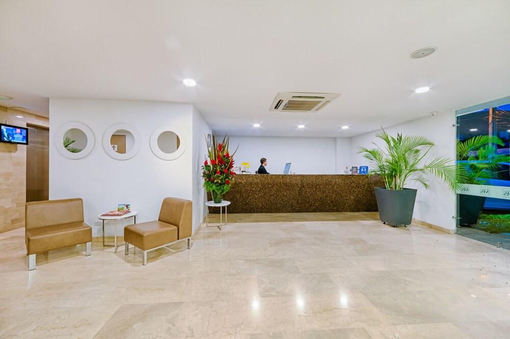 Hotel Ms Chipichape Plus カリ エクステリア 写真