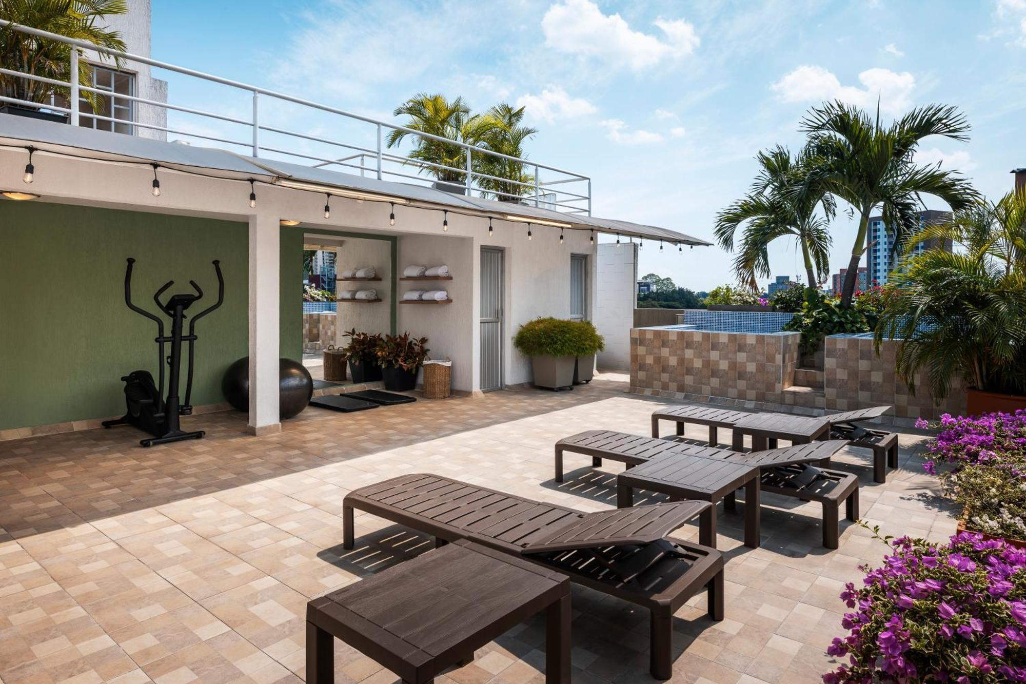 Hotel Ms Chipichape Plus カリ エクステリア 写真